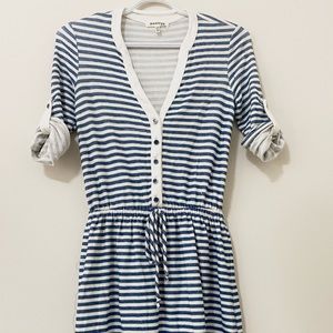 navy and white dress size XS